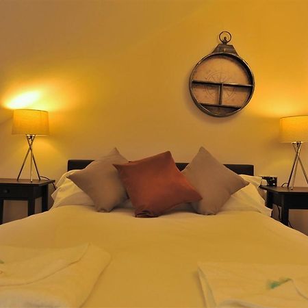 Gail'S Guest House Barry Dış mekan fotoğraf