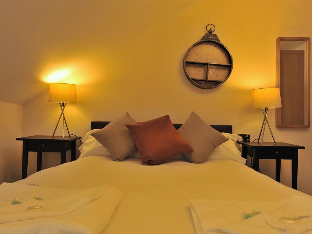 Gail'S Guest House Barry Dış mekan fotoğraf
